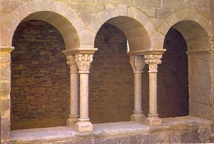 POSTAL 61540: Claustro