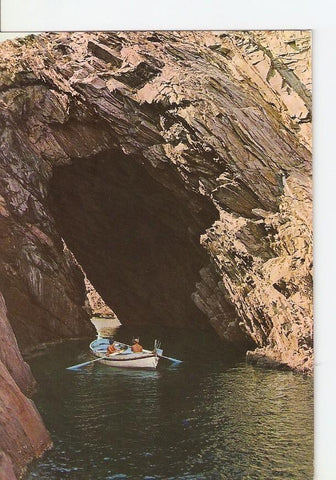 Postal 024551 : Entrada a la Cova de linfern. Costra Brava