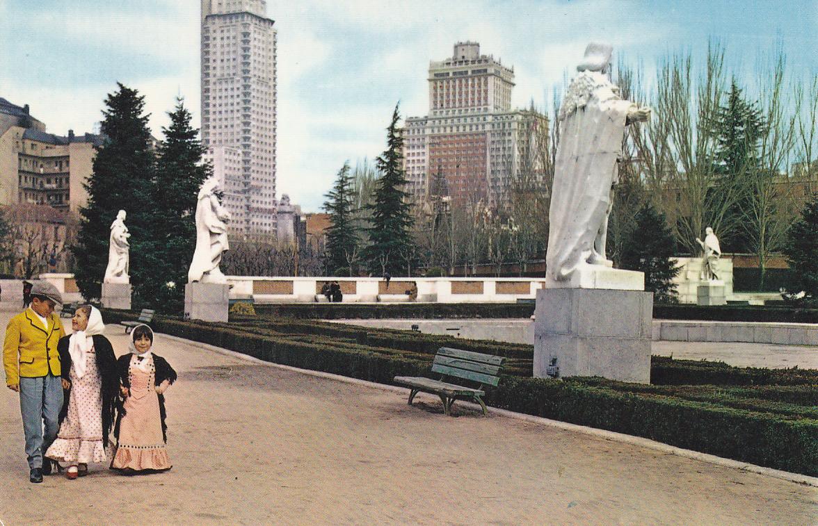 Postal 61162 : Madrid. Castizo paseo Infantil