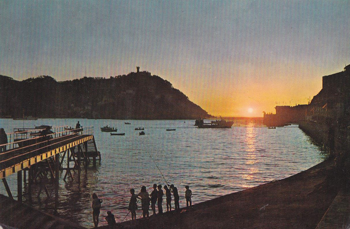 Postal 61283 : San Sebastian. Contraluz