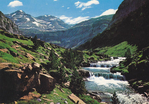 Postal 61428 : Parque Nacional de Ordesa - Pirineo Aragones. Gradas de Soaso al fondo Monter Perdido y Soum de Ramon