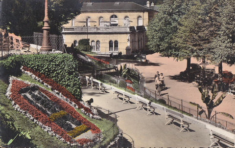 Postal 61434 : Toute la France Bagneres de Bigorre - L Esplanade des Thermes. Les Armes de la Ville