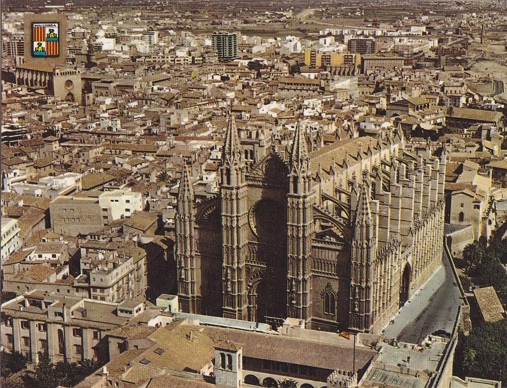 Postal 61490 : Mallorca. Palma. Vista aerea de la Catedral