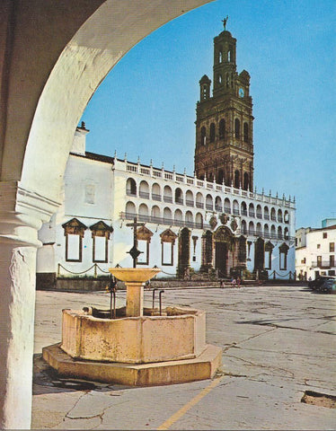 Postal 61645 : Llerena (Badajoz). Fuente de Zurbaran e Iglesia Parroquial