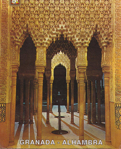 Postal 61775 : Granada. Alhambra. Detalle del Patio de los Leones. Nocturna