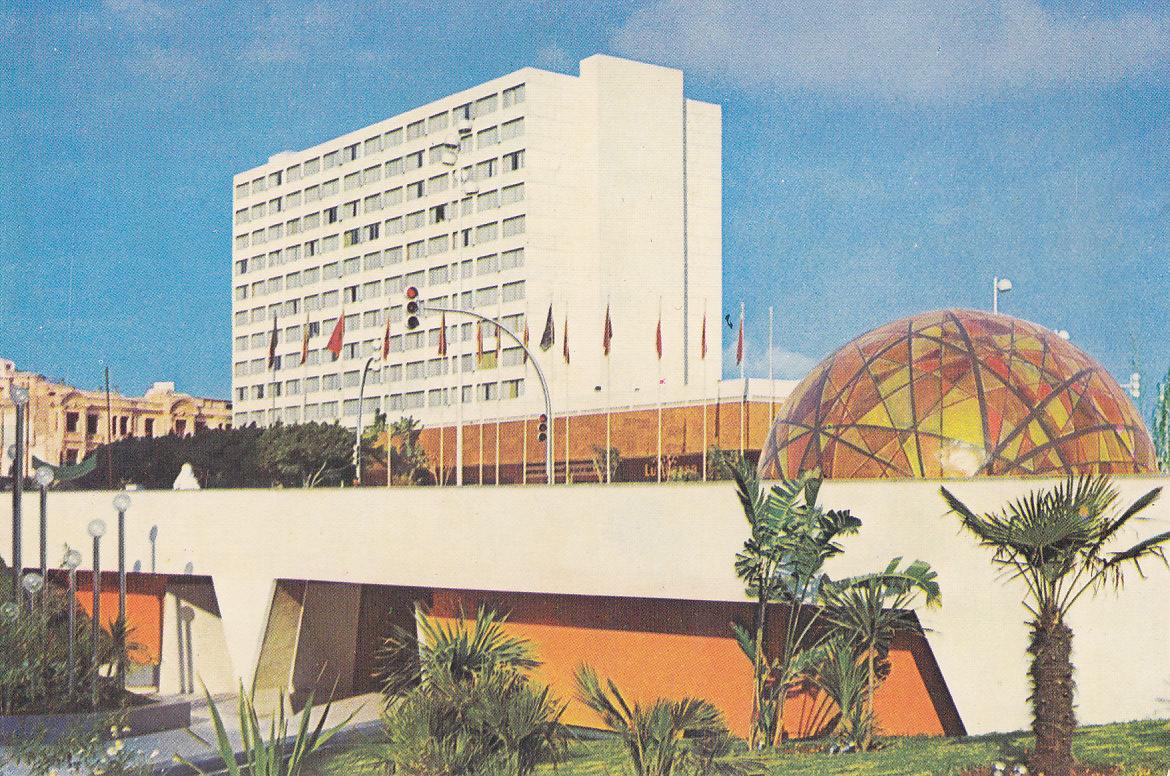 Postal 61802 : Place Mohammed V - Casa
