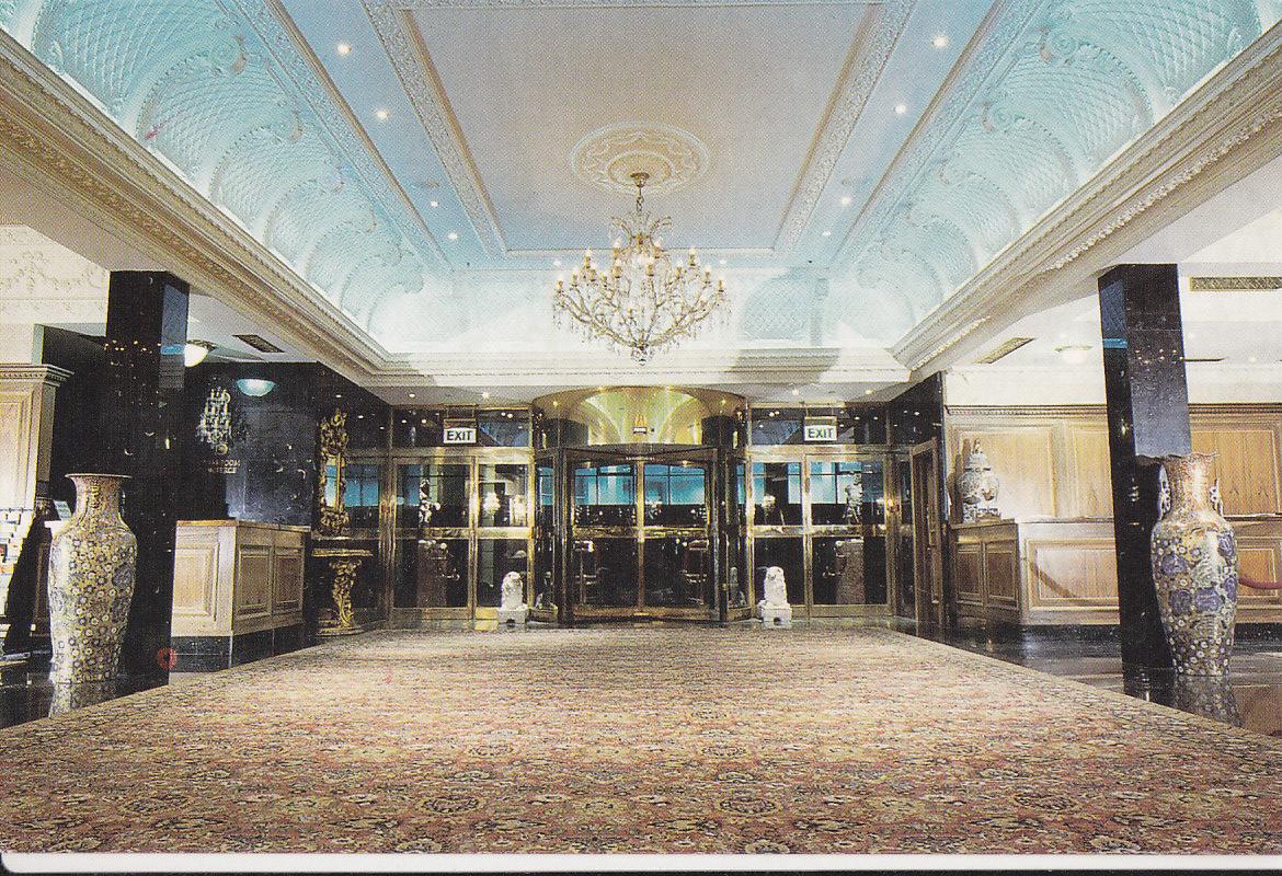 Postal 61813 : Hall Hotel
