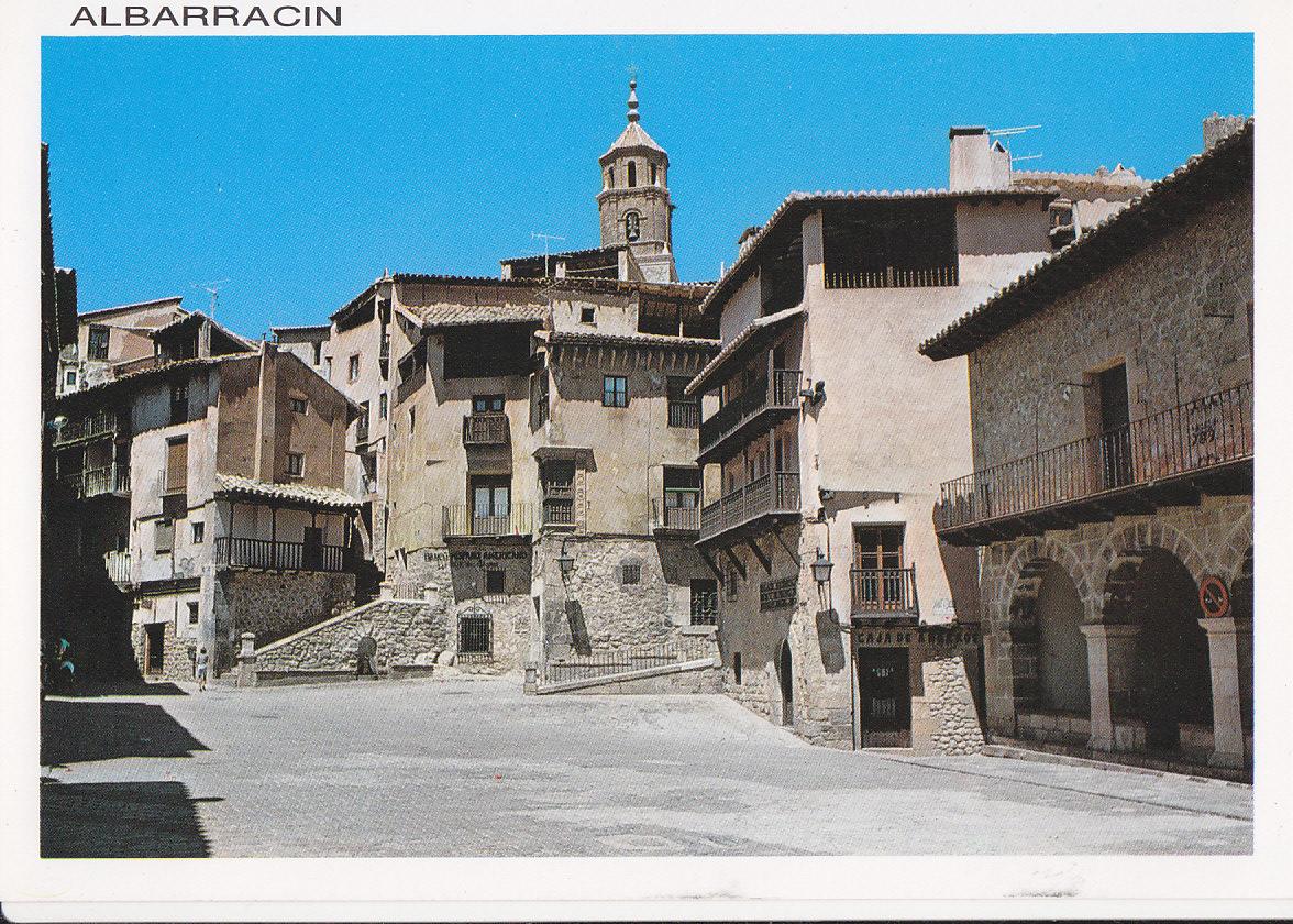 Postal 61861 : Albarracin (Teruel). Conjunto Artistico Monumental. Plaza Mayor