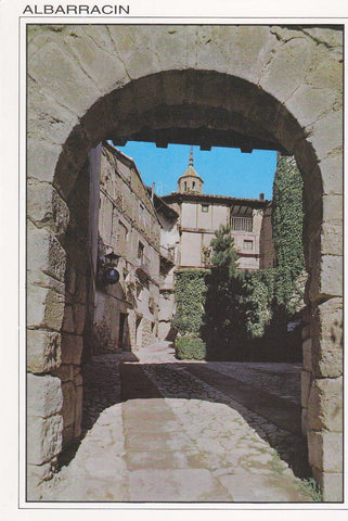 Postal 61868 : Albarracin (Teruel). Portal del Agua (Monumento Nacional)