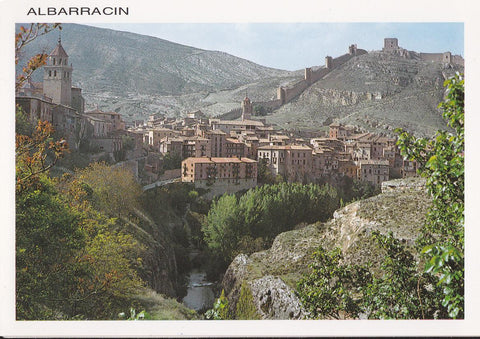 Postal 61870 : Albarracin (Teruel). Ciudad Historica y Monumental. Vista panoramica y Rio Guadalaviar
