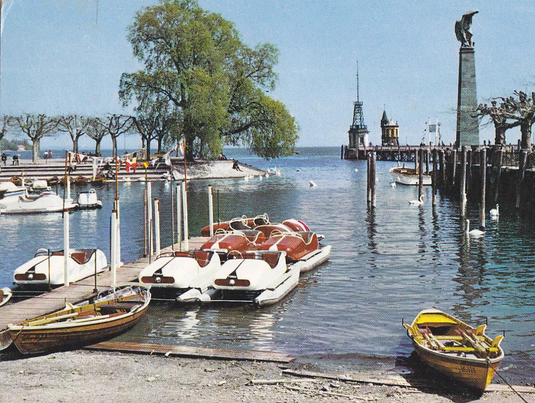 Postal 62091 : Zurich. View of city and the Alps