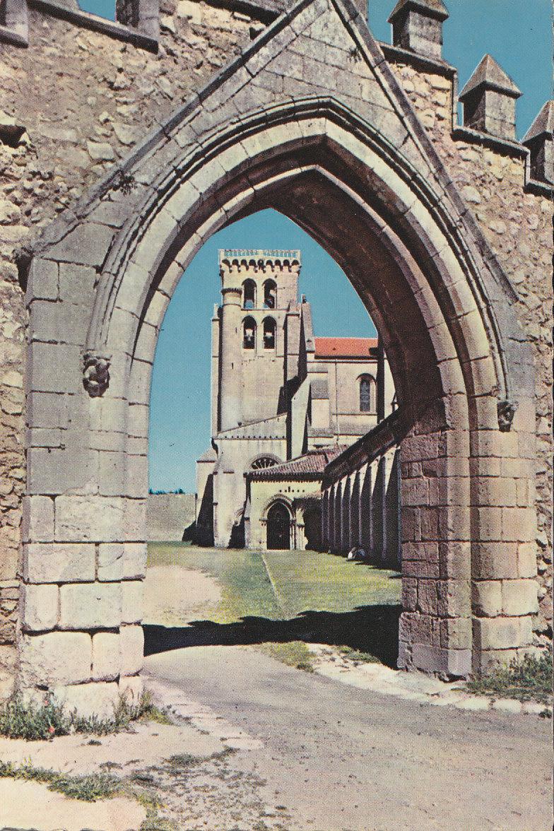 Postal 62135 : Burgos. monasterio de las Huelgas. Arco de los Compases