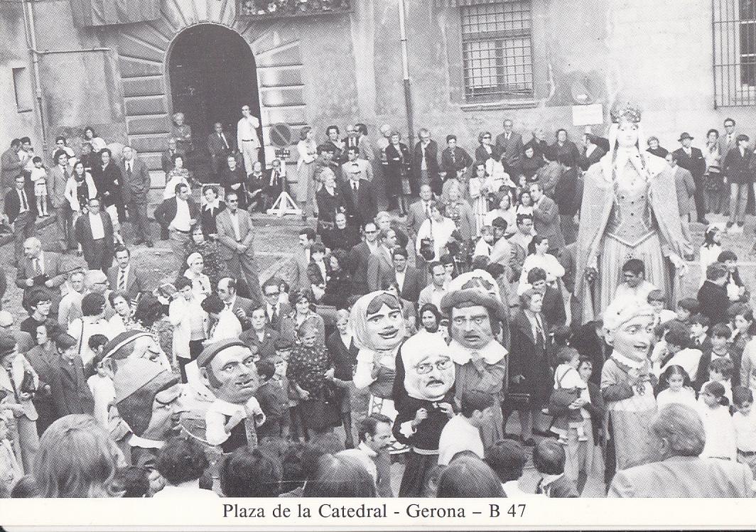 Postal 62162 : Gerona. Plaza de la Catedral o patio del Juzgado