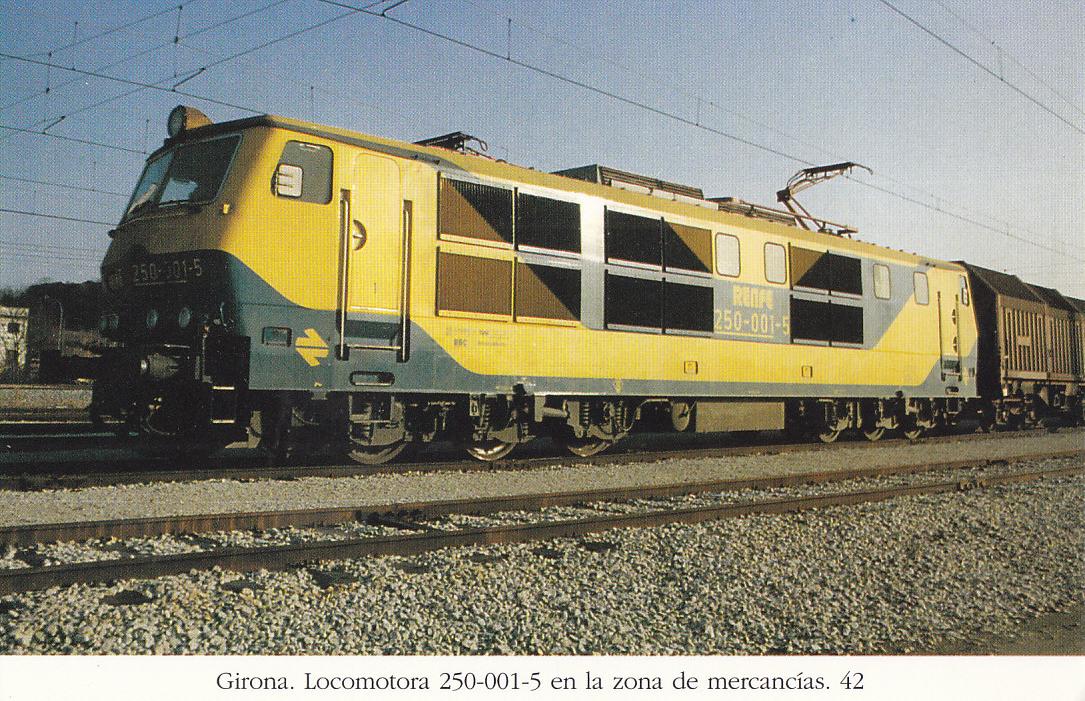 Postal 62184 : Girona. Locomotora 250-001-5 en la zona de mercancias