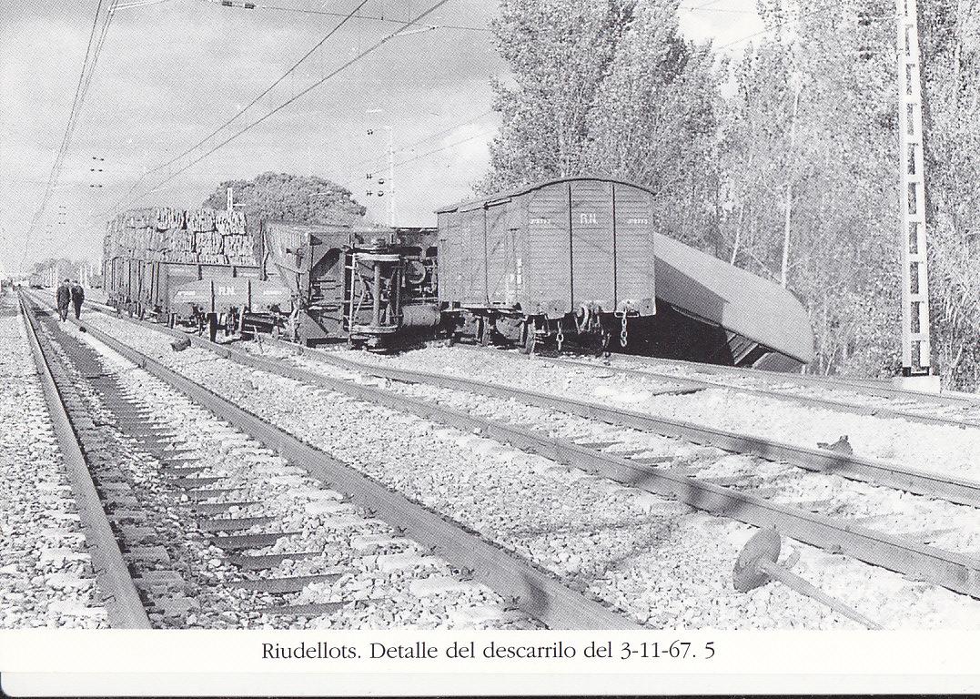 Postal 62219 : Riudellots. Detalle del descarrilo del 3-11-67