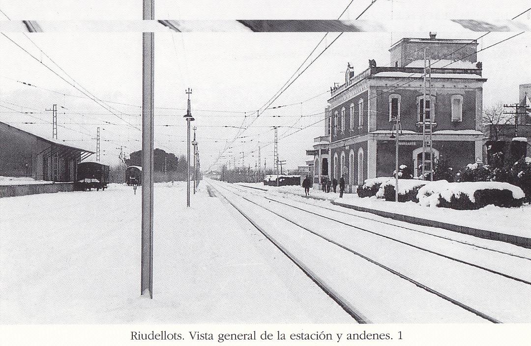 Postal 62223 : Riudellots. Vista general de la estacion y andenes