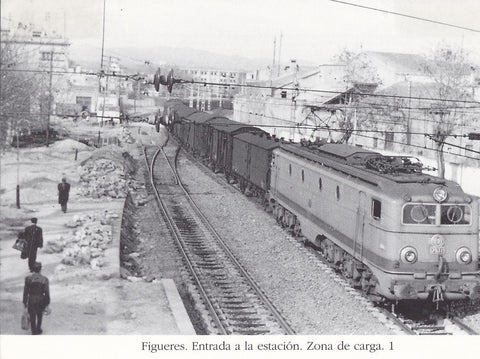 Postal 62239 : Figueres. Entrada a la estacion. Zona de carga