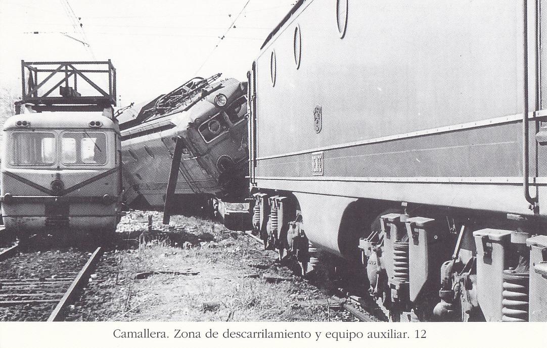 Postal 62274 : Camallera. Zona de descarrilamiento y equipo auxiliar