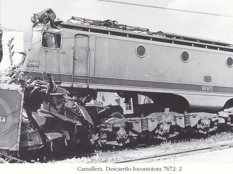 Postal 62284 : Camallera. Descarrilo locomotora 7672