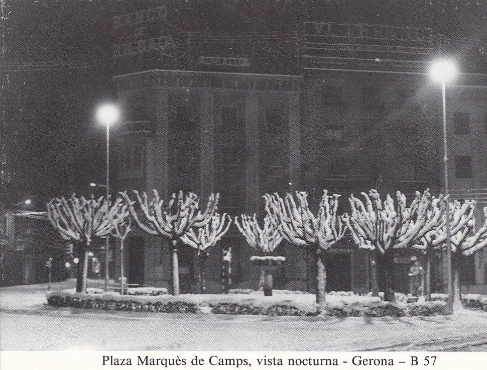 Postal 62321 : Plaza Marques de Camps vista nocturna - Gerona