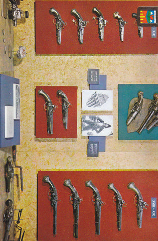 Postal 62350 : Museu de Ripoll. detalle de la sala de armas de fuego Ripolleses