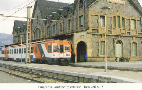 Postal 62426 : Puigcerda. Andenes y estacion. Tren 236 M