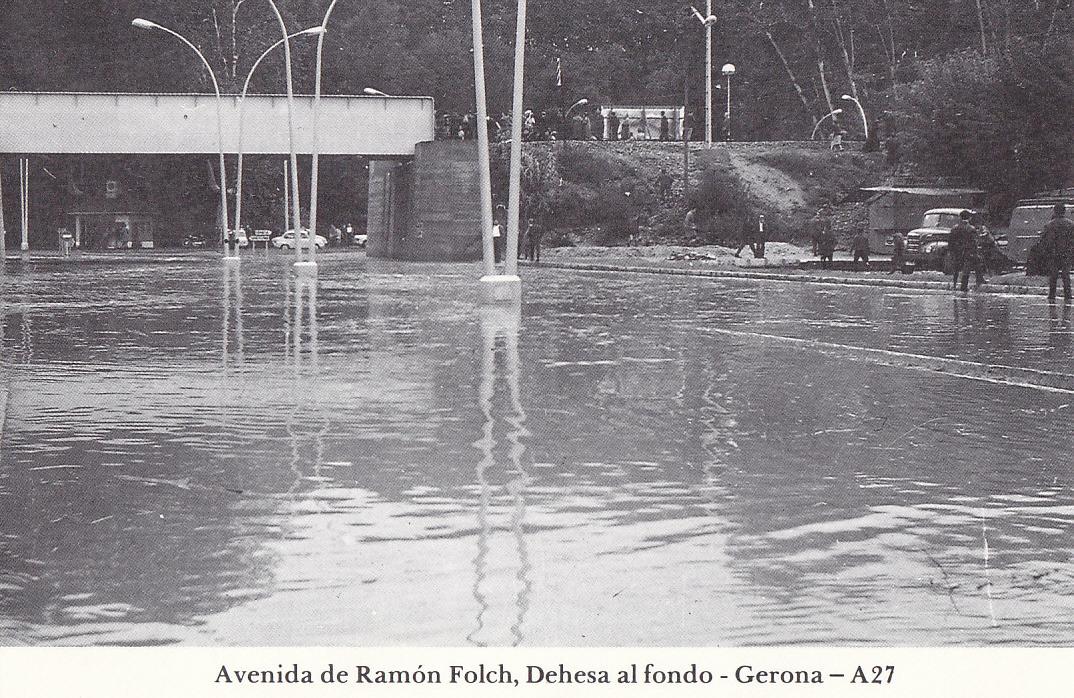 Postal 62489 : Avenida de Ramon Folch Dehesa al fondo - Gerona