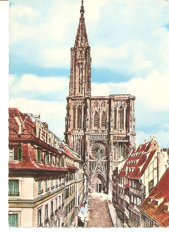 Postal 034394 : Strasbourg. La Cathedrale et la rue Merciere Munster u. Kramergasse