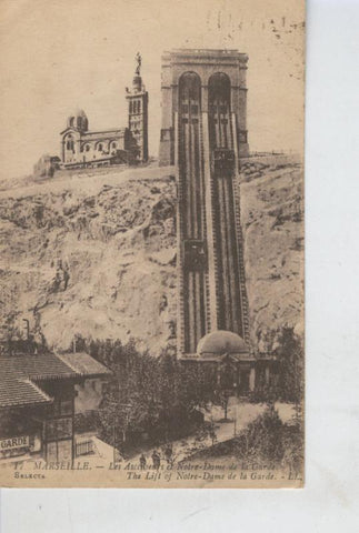 Postal B/N 0473 : Marseille, Les ascenseurs et Notre Dame de la Garde
