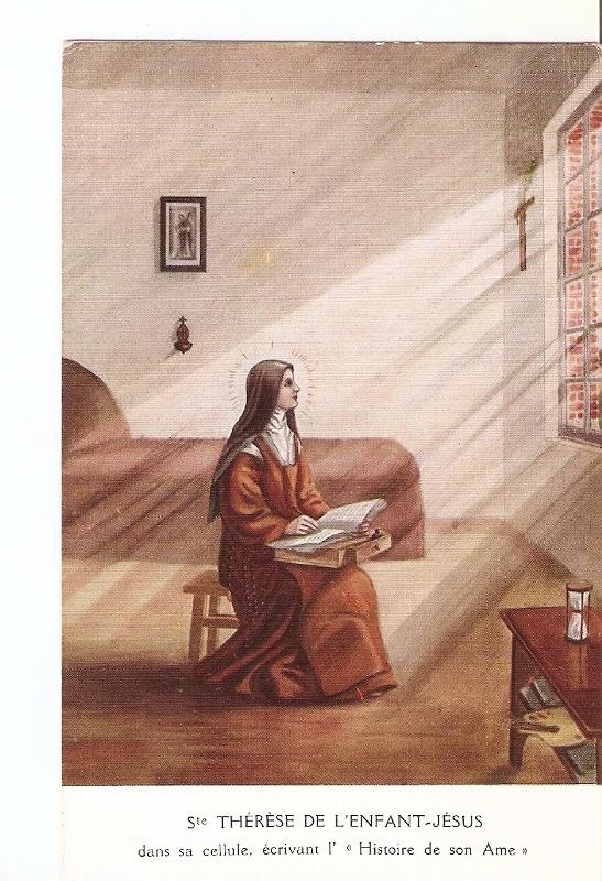 Postal 026262 : Ste Therese de lenfant Jesus dam sa cellule ecrivant l Historie de son Ame