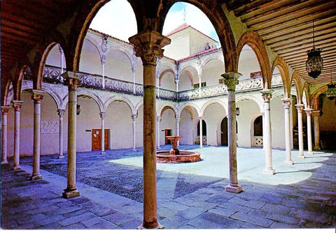 Postal 016634: BAEZA - Patio del Seminario de Baeza