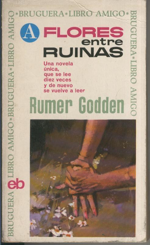 Flores entre ruinas
