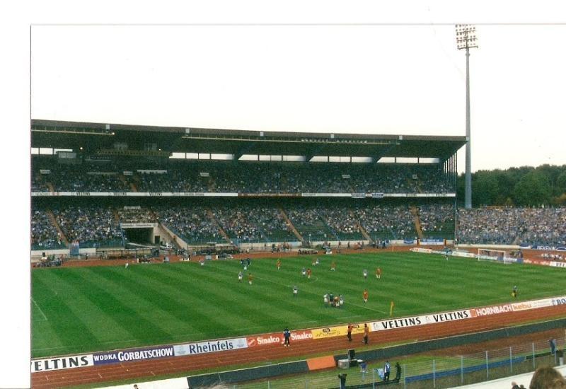 FOTO FUTBOL numero 022 : Estadio de futbol. Schalke