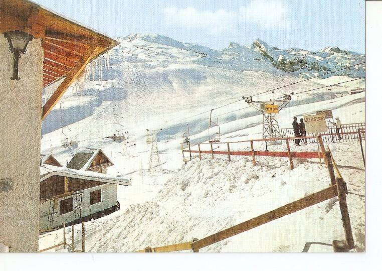 Postal 048806 : Canfranc-Candanchu. Pirineo Aragones. Estacion invernal. Telesilla y pistas del Tobazo