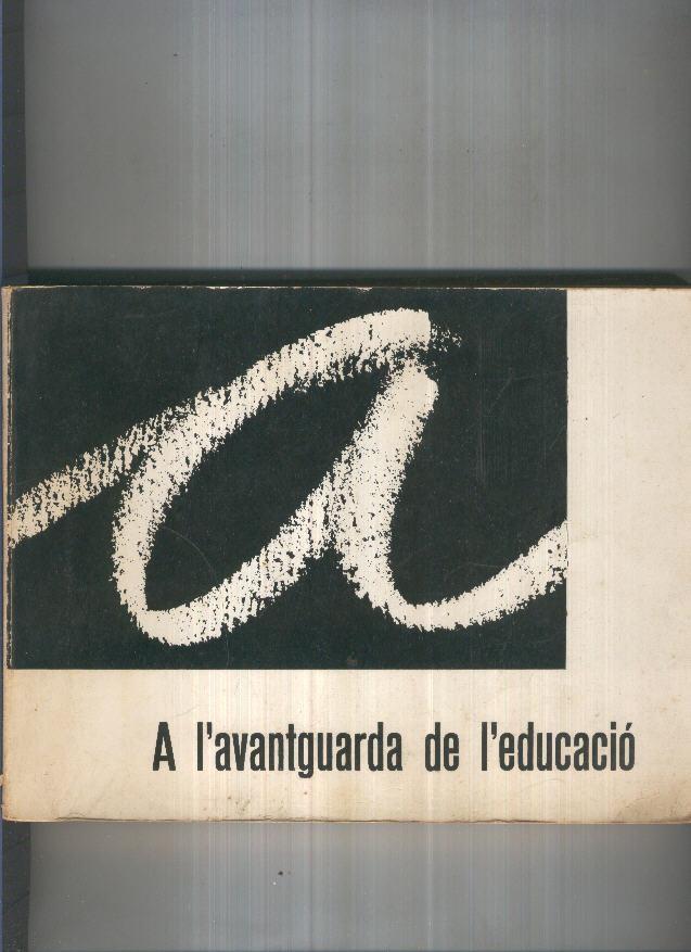 A L avantguarda de l educacio
