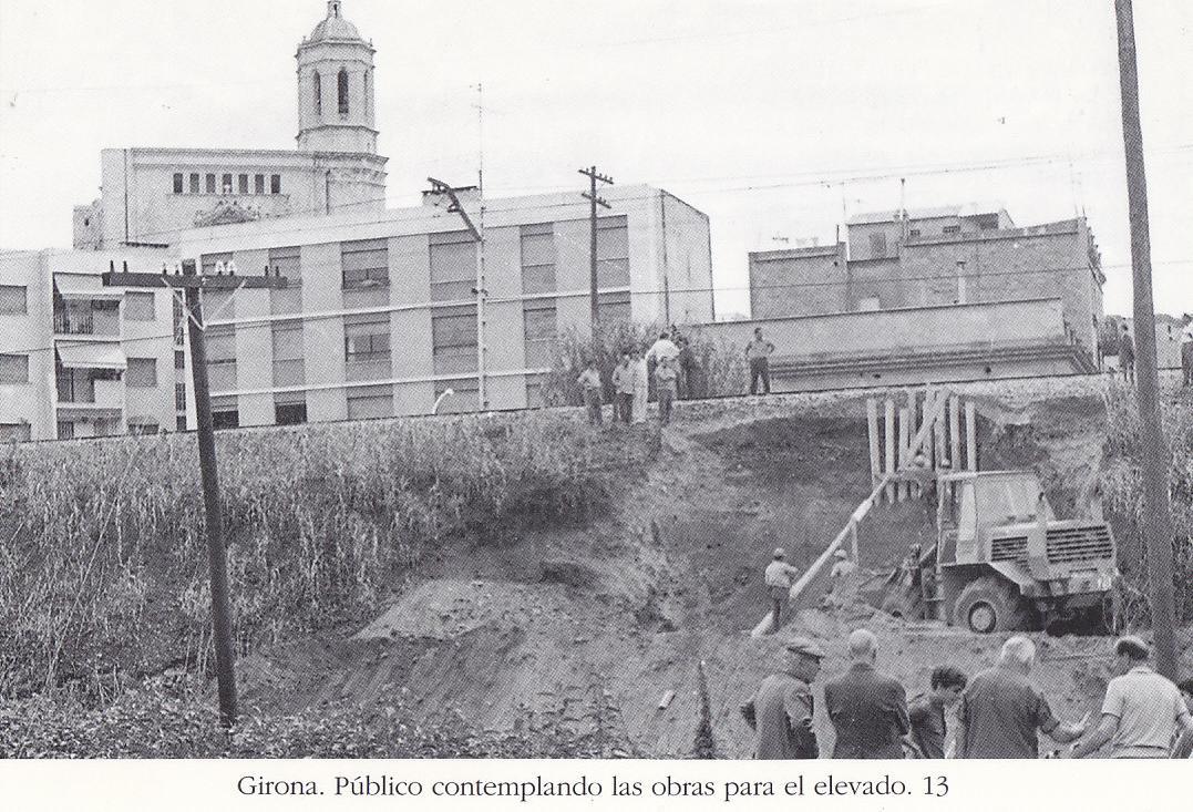 Postal 62464 : Girona. Publico contemplado las obras para el elevado