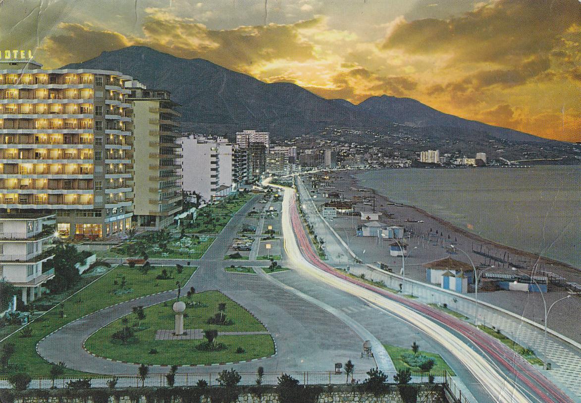 Postal 61310 : Costa del Sol - Fuengirola. Vista nocturna de los Boliches