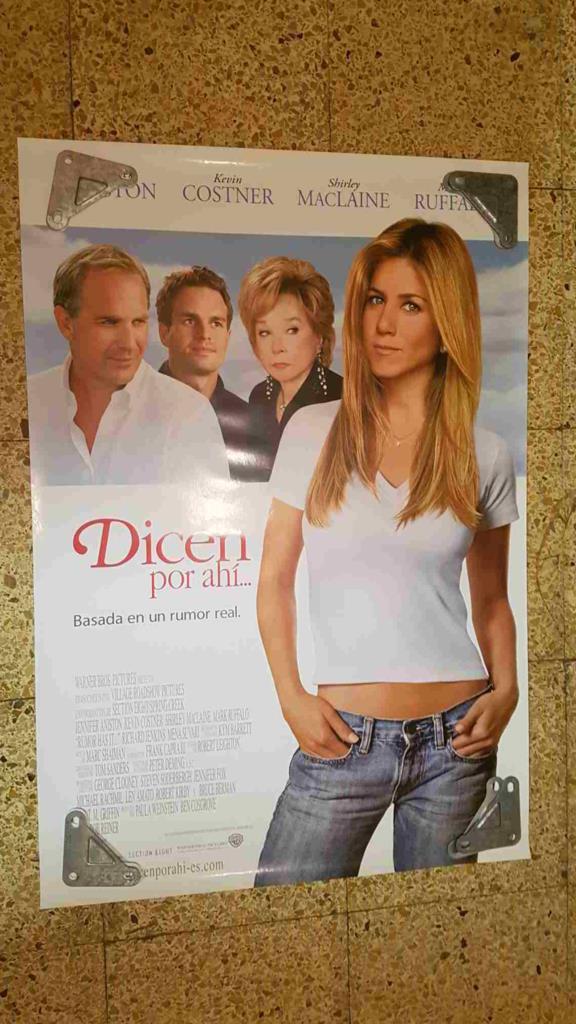 Poster de cine: Dicen por ahi con Jennifer Aniston, Kevin Kostner, Mark Ruffalo