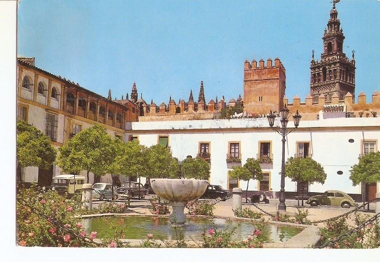 Postal 022505 : Patio banderas, Alcazar y Giralda - Sevilla
