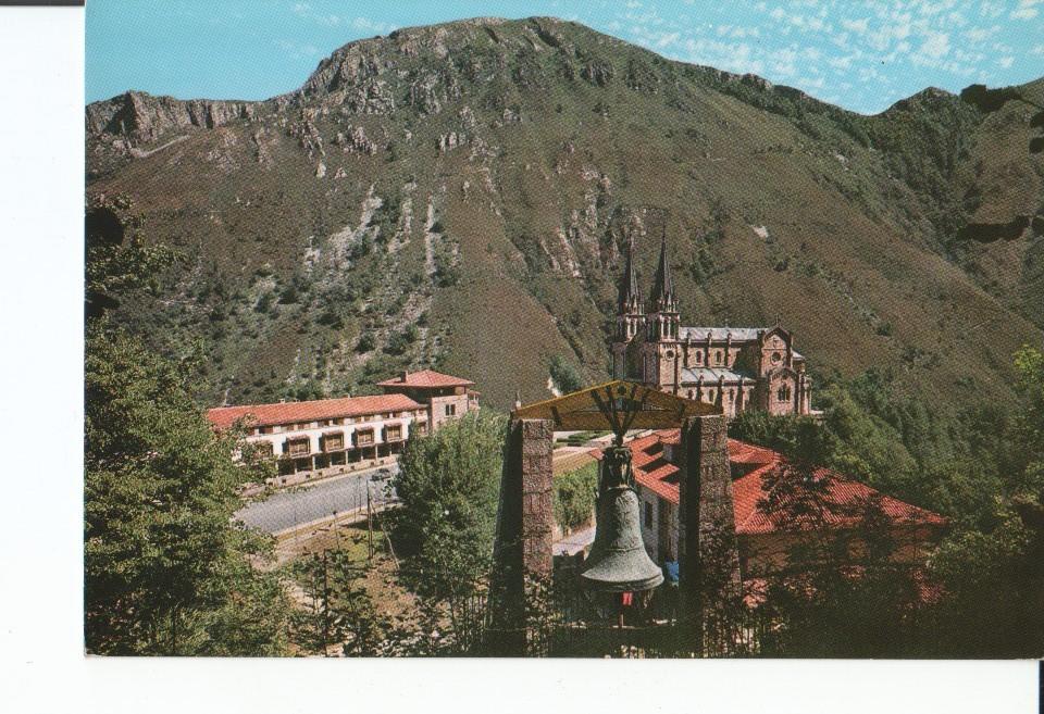 Postal-Postcard 17407: COVADONGA - Basilica de Covadonga