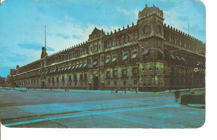 Postal 022499 : El Palacio nacional y el Zocalo, s.XVII