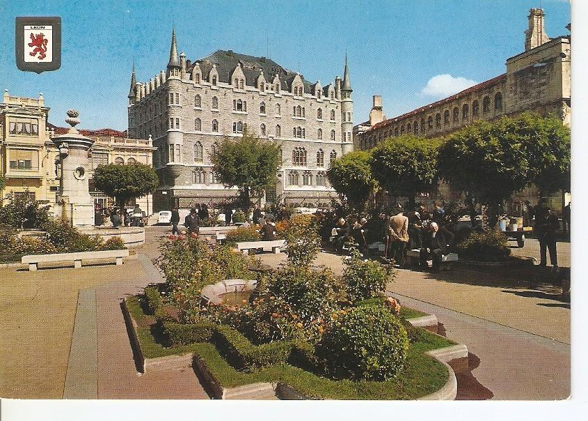 Postal 046072 : Leon. Plaza de San Marcelo. Edificio de la Caja de Ahorros y Monte de Piedad