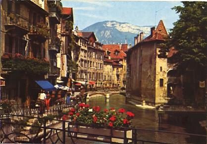 POSTAL 56193: Annecy Les quais fleuris