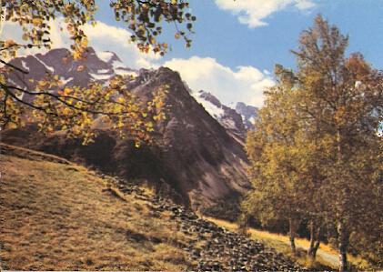 POSTAL 56205: L Oisans Massif de la Meije en automne