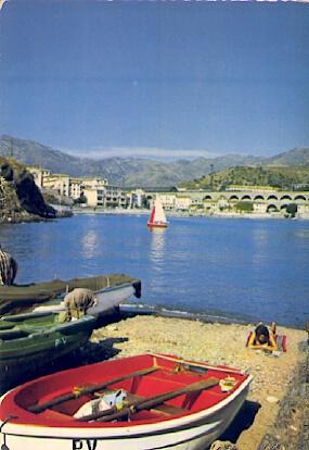 POSTAL 56277: Cerbere le front de Mer la plage du Saurel