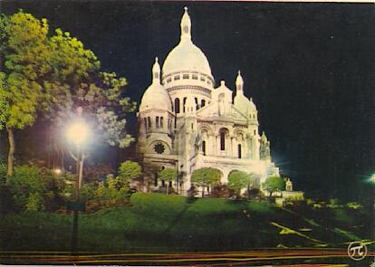 POSTAL 56325: Le Basilique du Sacre-Coeur iluminee Paris