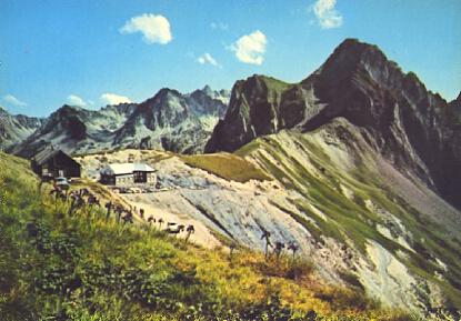 POSTAL 56502: Hautes Pyrenees Col et Hotel du Tourmalet