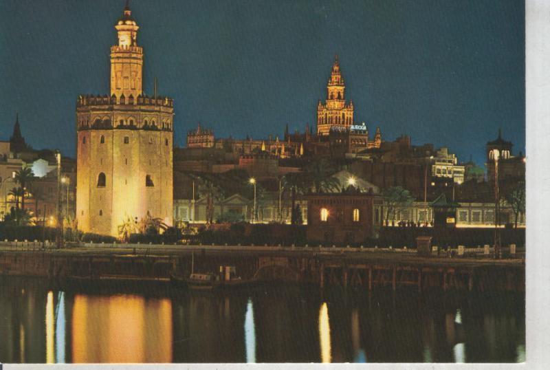 Postal 015780: Vista nocturna de la Torre de Oro y La Giralda de Sevilla