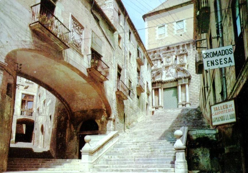 Postal 016672: GIRONA - Palacio del Vizcondado y fachada de San Martin