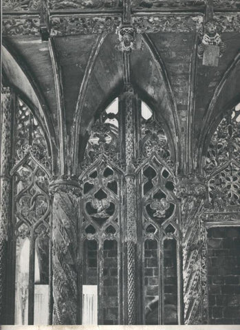 Lamina: La Bretagne: Kerfons: Chapelle, le juse en bois sculpte